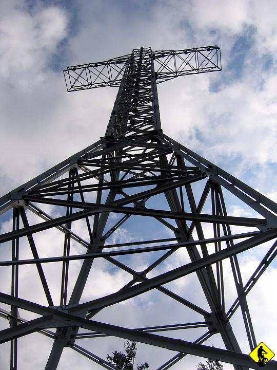 foto 030.jpg - Teraz czeka nas zjazd do przełęczy u Panienki, by znowu wspinać (tym razem dosłownie) się na Groniczki, by znowu zjechać na Gaiki